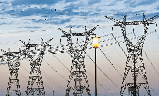 VERANO: ajustan 17% las tarifas eléctricas mayoristas de grandes usuarios sin subsidios