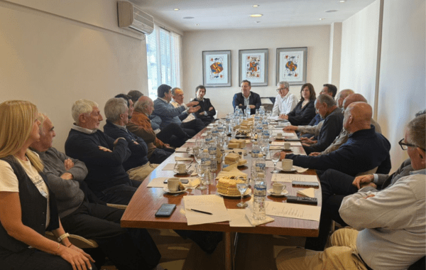Nueva reunión de la Comisión Directiva